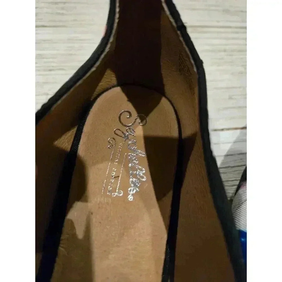 Seychelles Women's Floral Loafers 10 Multicolor Rhinestone Accent Cottagecore - Picture 3 of 12